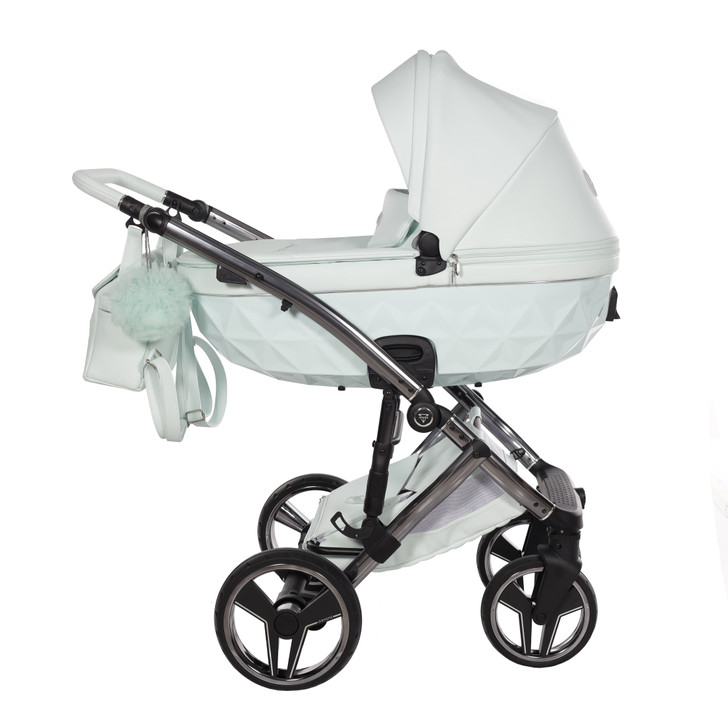Junama Candy Premium Mint 2-in-1 pram and pushchair carrycot detail