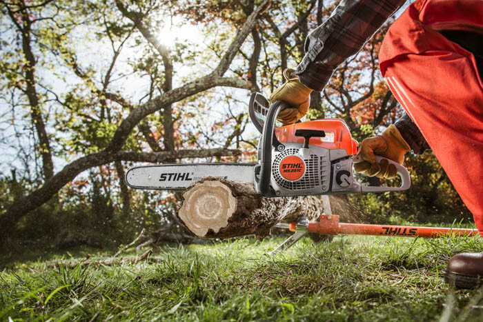 Stihl MS251C-BE Easy2Start Chainsaw 18