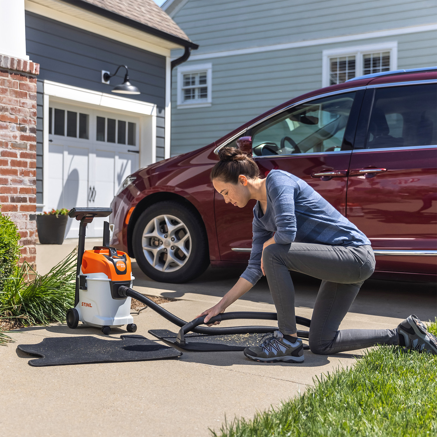 Stihl SE33 3.2 Gallon Vacuum Cleaner - Valley Power Equipment