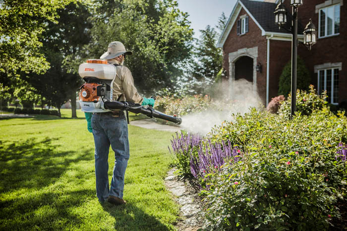 Stihl SR200 Backpack Sprayer - Valley Power Equipment & Rental Inc.