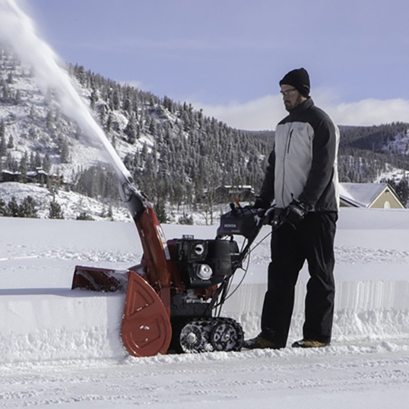 Honda HSS724AATD 24" Two Stage Track Snow Blower