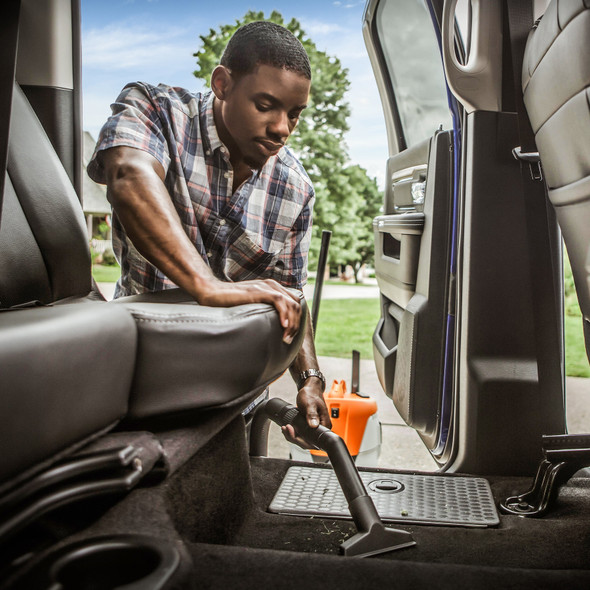 Stihl SE62 5.2 Gallon Wet/Dry Vacuum Cleaner