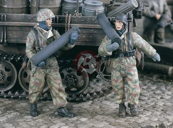 German Ammo Handlers Set 2