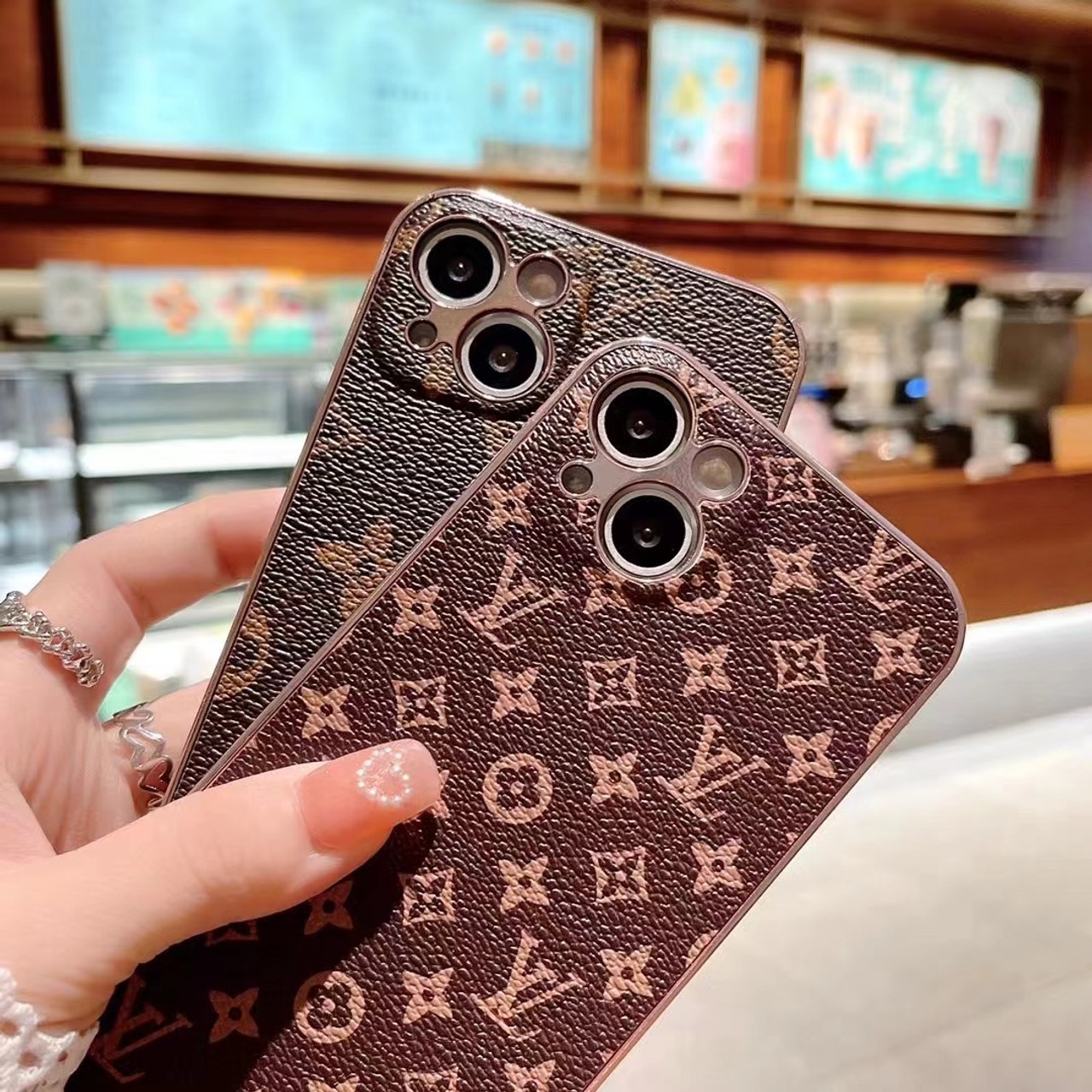 LOUIS VUITTON Coque Cover Case For Apple iPhone 16 Pro Max