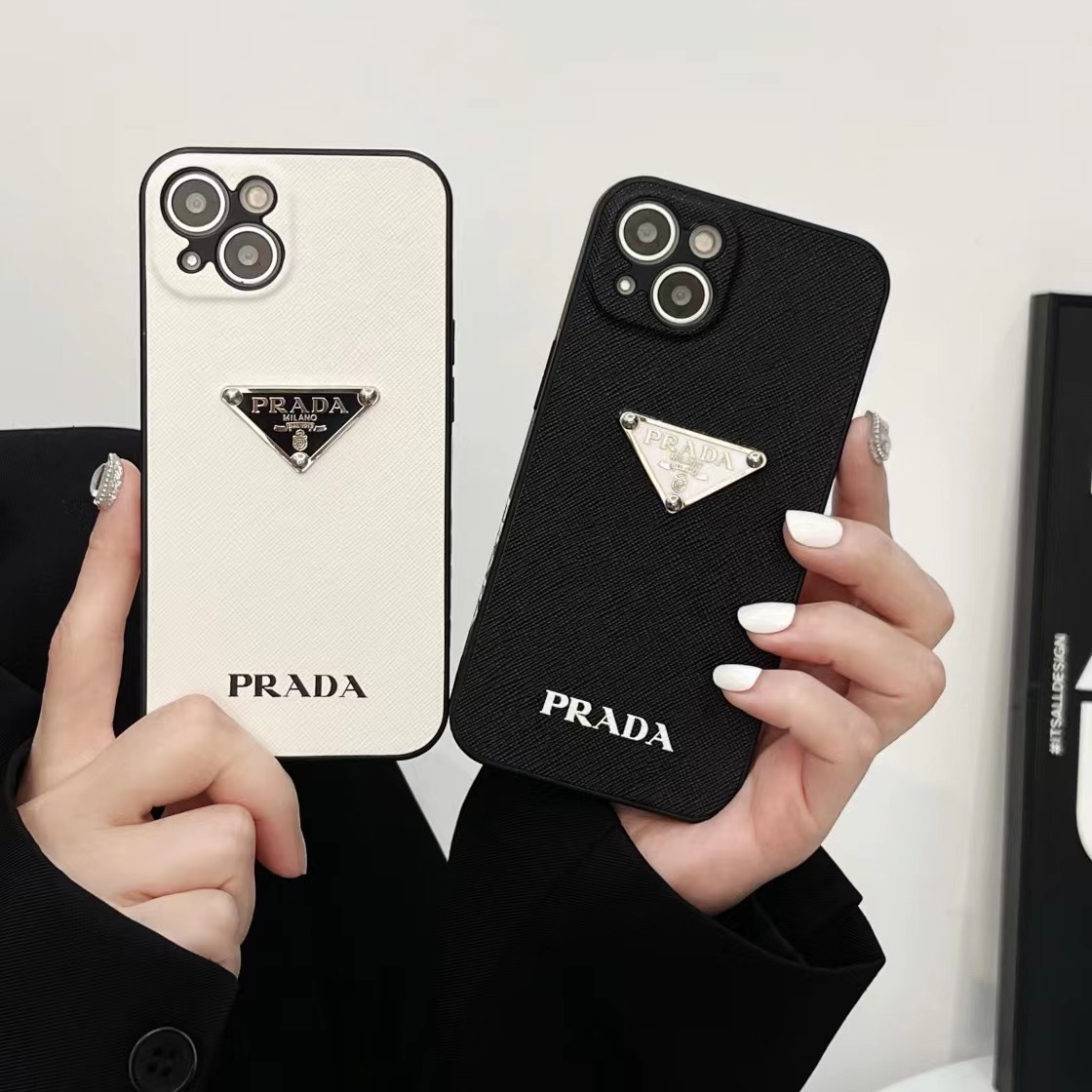 PRADA Coque Cover Case For Apple iPhone 16 Pro Max 15 14 13 12. /21