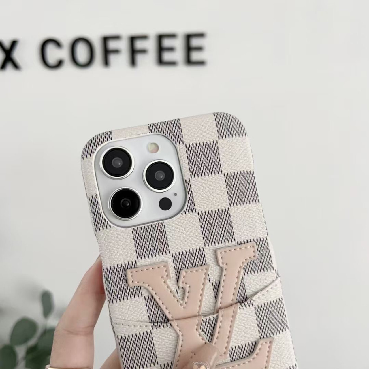 LOUIS VUITTON Coque Cover Case For Apple iPhone 15 Pro Max