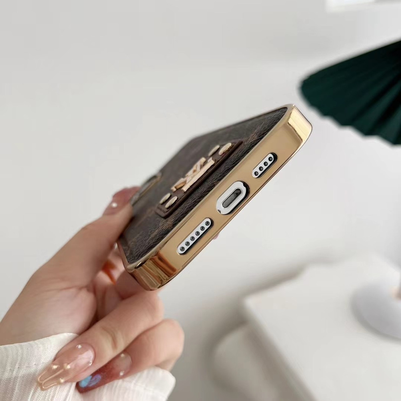 protector louis vuitton para iphone 15 pro max｜TikTok Search