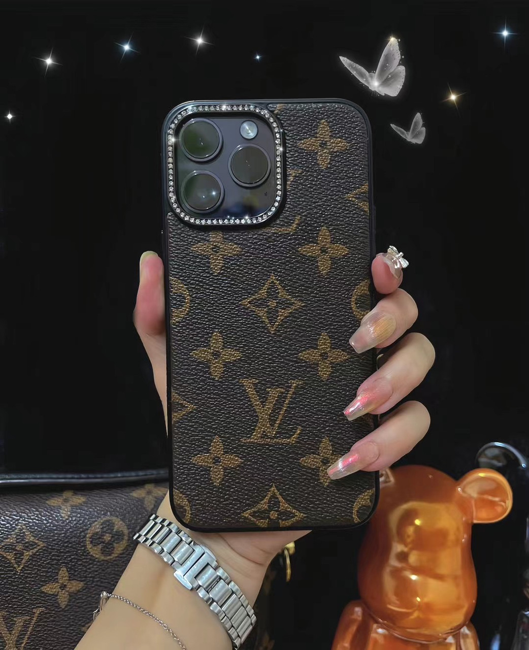 Louis Vuitton iPhone15プロマックス　りっちゃん LOUIS VUITTON Coque Cover Case For Apple iPhone 16 Pro Max