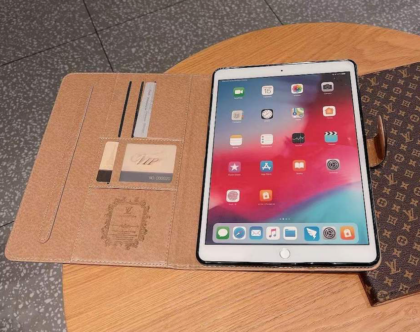 louisvuitton iPad ケース LOUIS VUITTON ルイヴィトン iPadケース/クラッチバッグ 限定
