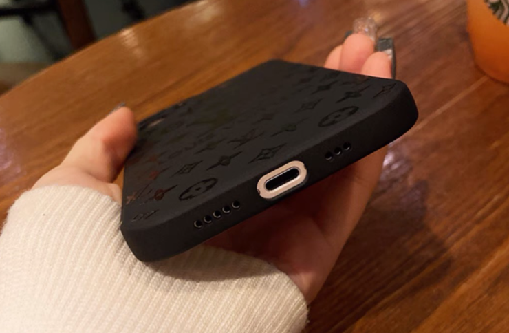 Christian Dior ブラックレザー 14プロiPhoneケース DIOR CHRISTIAN DIOR Coque Cover Case For Apple iPhone 16 Pro Max