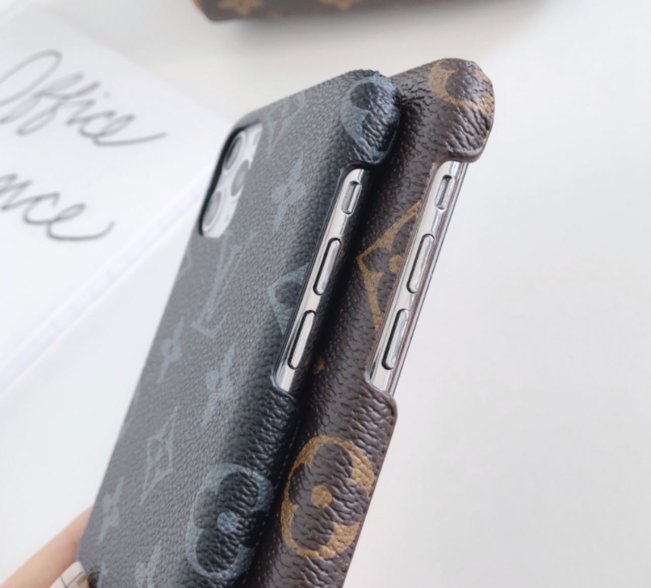 protector louis vuitton para iphone 15 pro max｜TikTok Search