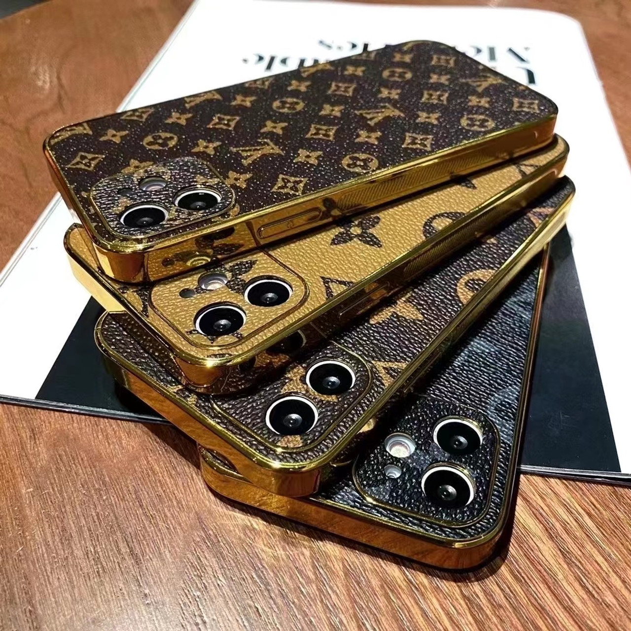 LOUIS VUITTON Coque Cover Case For Apple iPhone 15 Pro Max iPhone