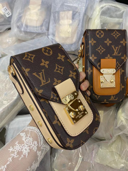 OnlineBoutikStore, LOUIS VUITTON Coque Cover Case Custodia Hulle Funda For Apple iPhone 17 Air Pro Max Iphone 16 15 14 13 12 11 E, RhinoShield, Casetify #CaseIphone16 #CaseIphone17 /1