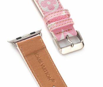 OnlineBoutikStore, luxury Originals Louis Vuitton Strap Band Bracelet For All Apple Watch Series #AppleWatch #AppleWatchLouisVuitton #BandWatchApple #LouisVuittonBand  #LouisVuittonStrap /