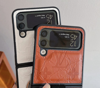 OnlineBoutikStore, LOUIS VUITTON Case Cover Coque Custodia Hulle For Samsung Galaxy Z Flip 7 - Z Flip 6 - Z Flip 5 - Z Flip 4 - Z Fold 7 Casetify, RhinoShield #CaseLouisVuittonZFlip.  /3