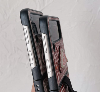 OnlineBoutikStore, PRADA Coque Cover Case For Samsung Galaxy Z Flip 7 - Z Flip 6 - Z Flip 5 - Z Flip 4 - Z Flip 3, Casetify, RhinoShield #CasePrada #CasePradaZFlip    /3/