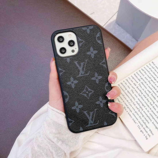 OnlineBoutikStore, Louis Vuitton Case Cover Coque Custodia Hulle For Samsung Galaxy S22 Ultra Plus S21 S20 Note 20, RhinoShield #LouisVuitton #CaseLouisVuitton #CaseLouisVuittonSamsung #SamsungCaseS22 #SamsungCaseS21