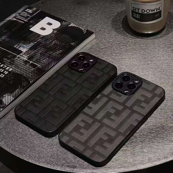 FENDI iPhoneケース14 ブラック Fendi フェンディiphone14 16 pro 15 plusケースブランドカード