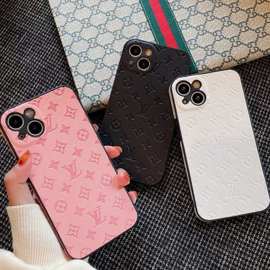 Supreme x LV Apple iPhone 15 Pro Silikon Hülle - HüllePlus