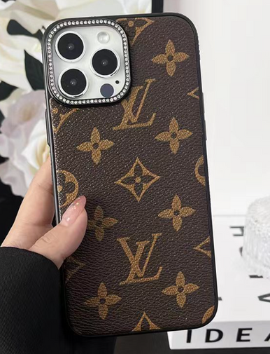 LOUIS VUITTON MICKEY Coque Cover Case For Apple iPhone 15 Pro Max
