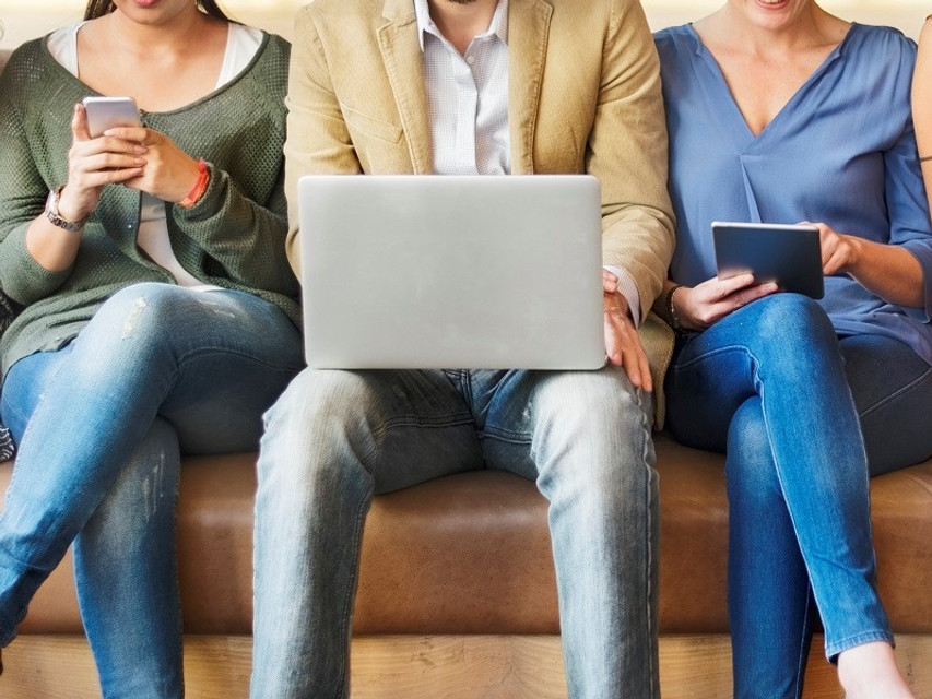 Setting Healthy Boundaries with Tech Devices 