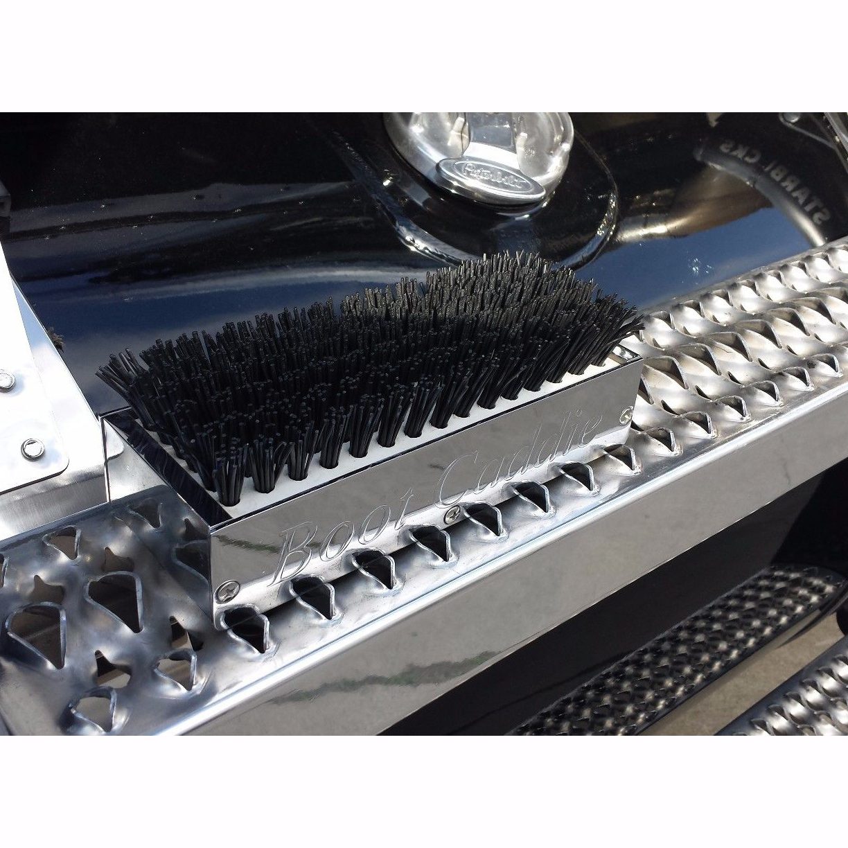 Automotive boot brush caddie red brush for Peterbilt Kenworth