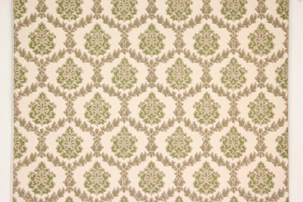 1970s vintage wallpaper green and gray geometric