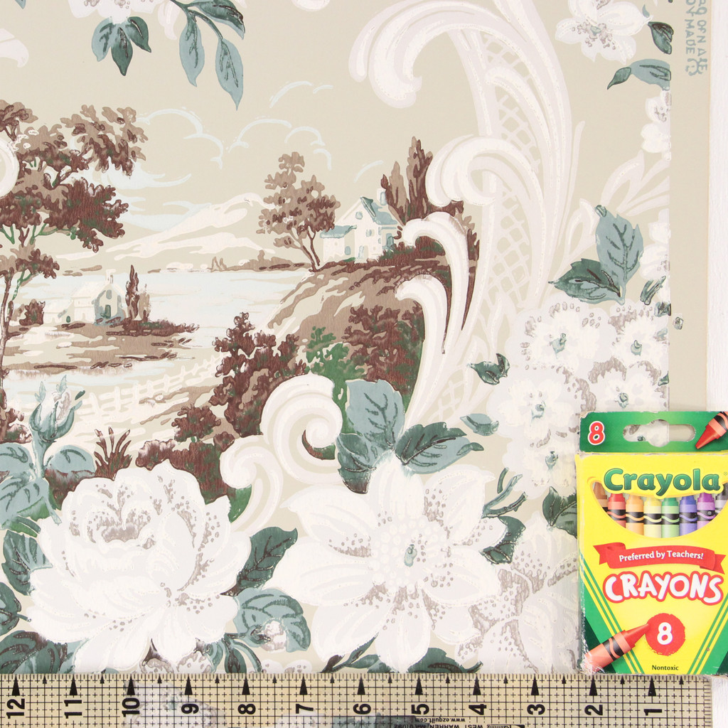 1940s Vintage Wallpaper Scenic Scrolls and White Roses Beige