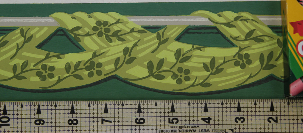 Trimz Vintage Wallpaper Border Chartreuse Drape