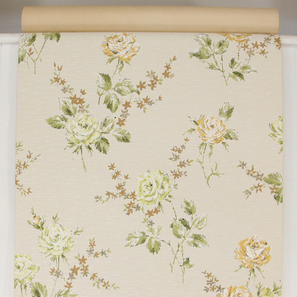 1960s Vintage Wallpaper Yellow Gold and Green Roses