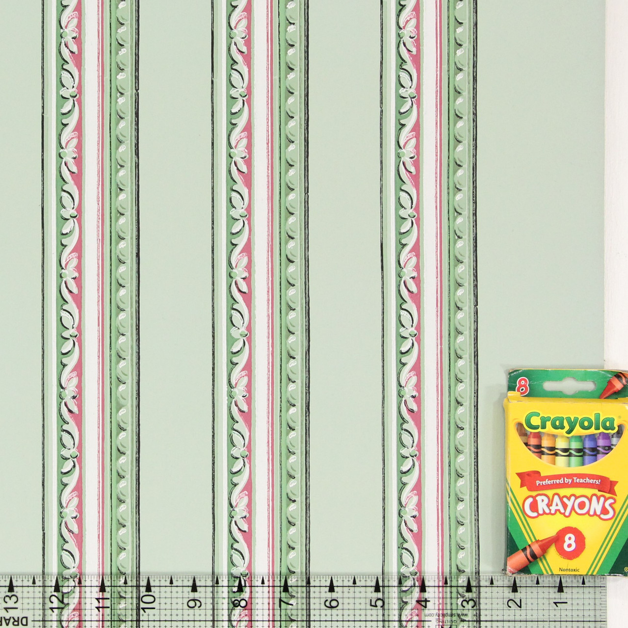 1940s Vintage Wallpaper Border Pink and Green Rosie's Vintage Wallpaper