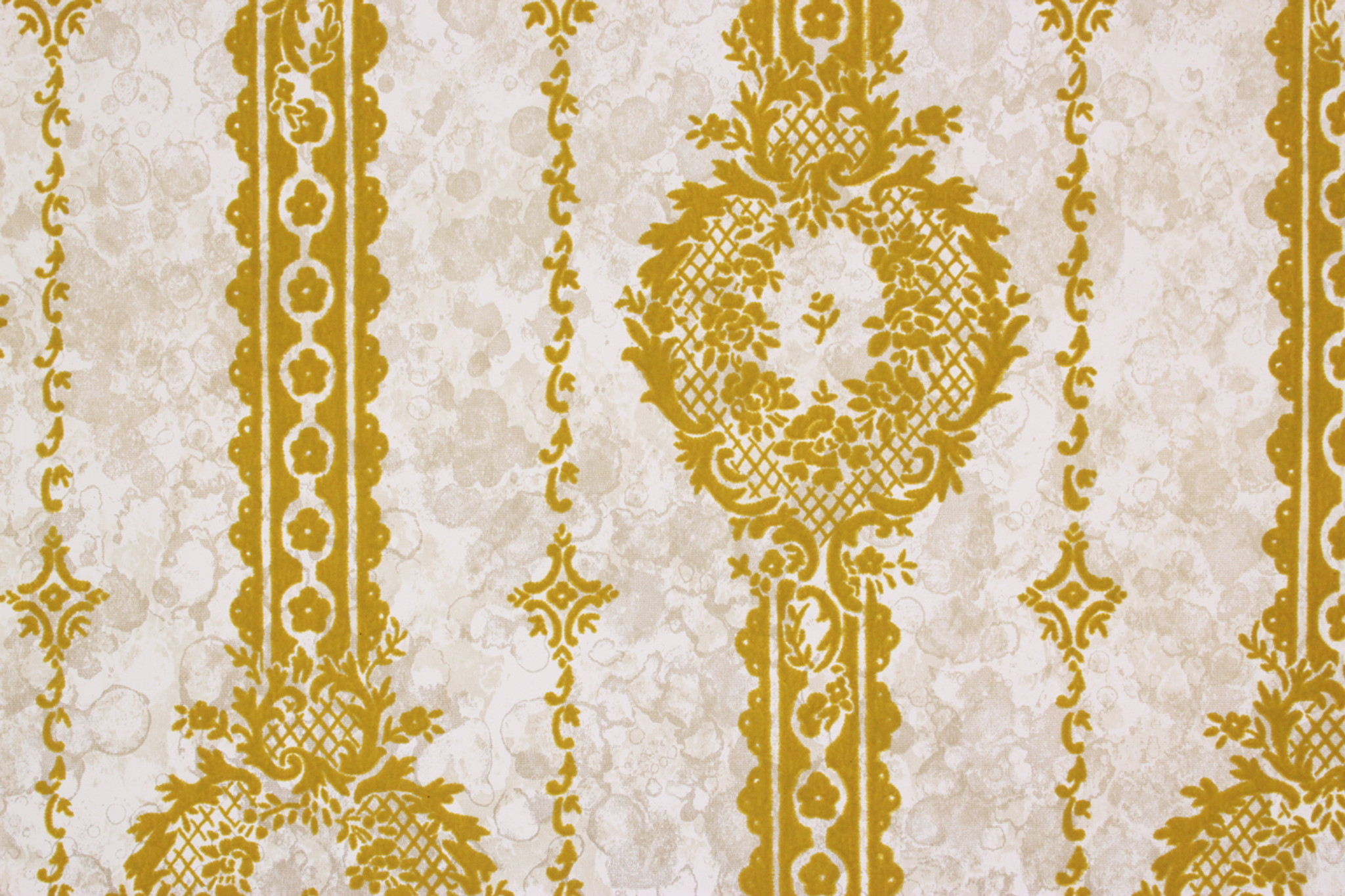 1970s Vintage Wallpaper Gold Green Flock Design On Marble Rosie S Vintage Wallpaper 1970s Vintage Wallpaper Gold Green Flock Design On Marble Rosie S Vintage Wallpaper