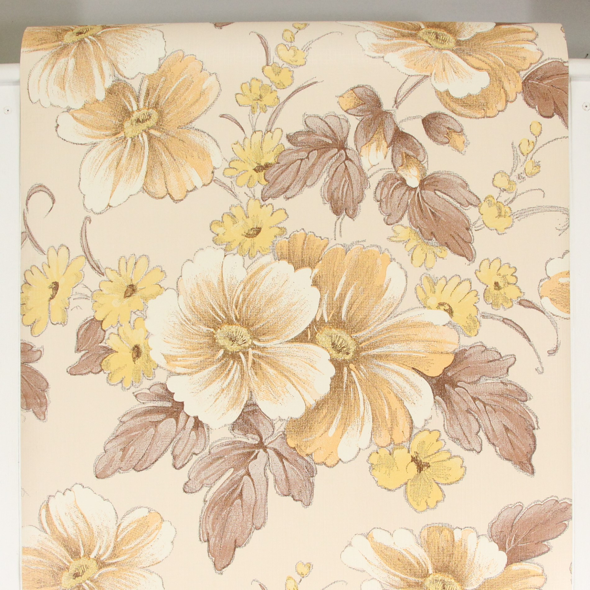 1970s Vintage Wallpaper Large Flowers Yellow and Brown - Rosie's ...
