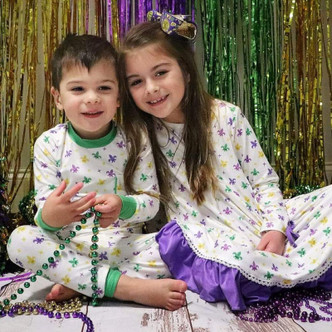 Evie's Closet Mardi Gras 2pc Pajama