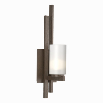 Ondrian One Light Wall Sconce in Bronze (39|206301-SKT-LFT-05-GG0168)