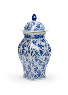 Chelsea House Misc Vase in White/Blue (460|383628)