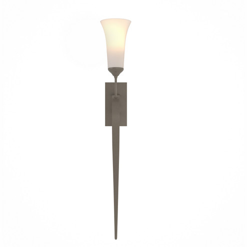 Sweeping Taper One Light Wall Sconce in Dark Smoke (39|204526-SKT-07-GG0068)