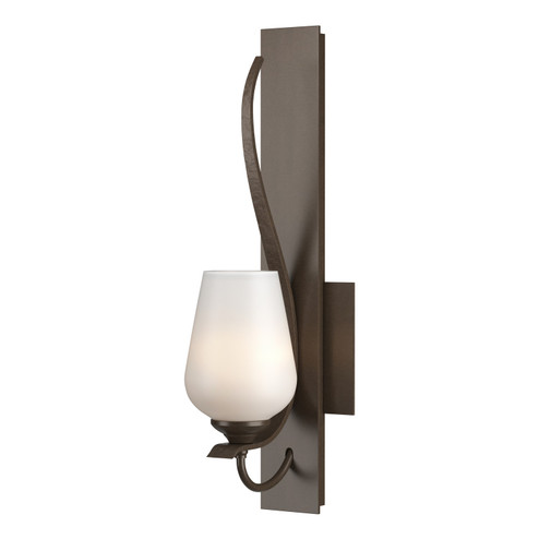Flora One Light Wall Sconce in Bronze (39|203035-SKT-05-GG0303)