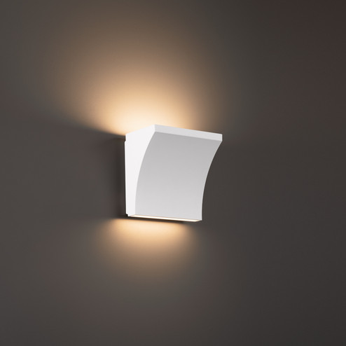 Cornice LED Wall Sconce in White (34|WS-57205-27-WT)