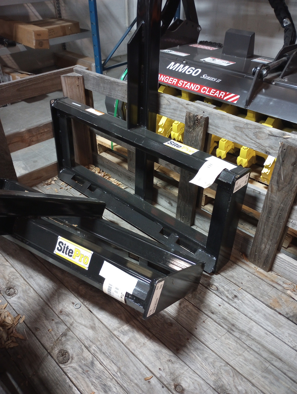 SITE PRO SKID STEER TREE BOOM FITS ALL BRANDS 59" H RATED 3500 LBS FITS BOBCAT & CAT