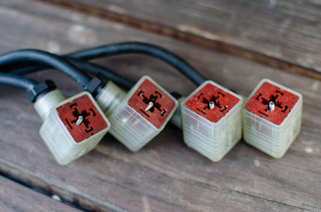 BRADCO 14 PIN WIRE HARNESS FOR KUBOTA SVL LOADER SG26-SG30 STUMP GRINDER 101096