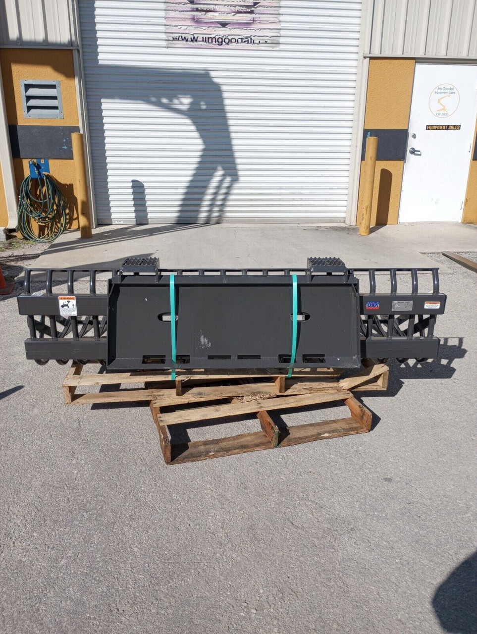 BRADCO 75" ROCK BUCKET 2" TINE SPACING SKID STEER MOUNT COLLECT ROCKS & DEBRIS