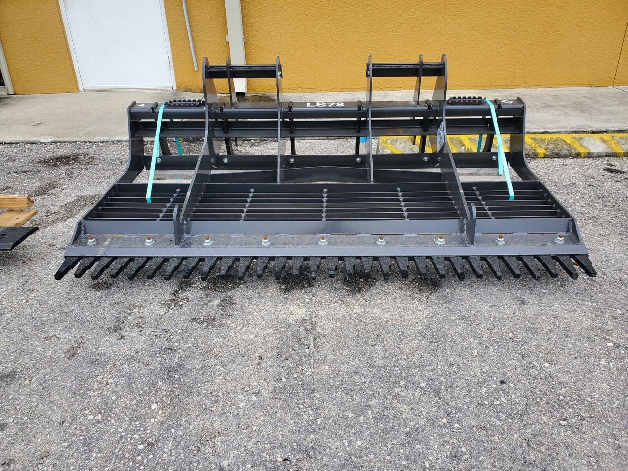 Bradco Land Sculptor/Planer for Skid Steers,78" Wide,Includes Comber,& Scarifier