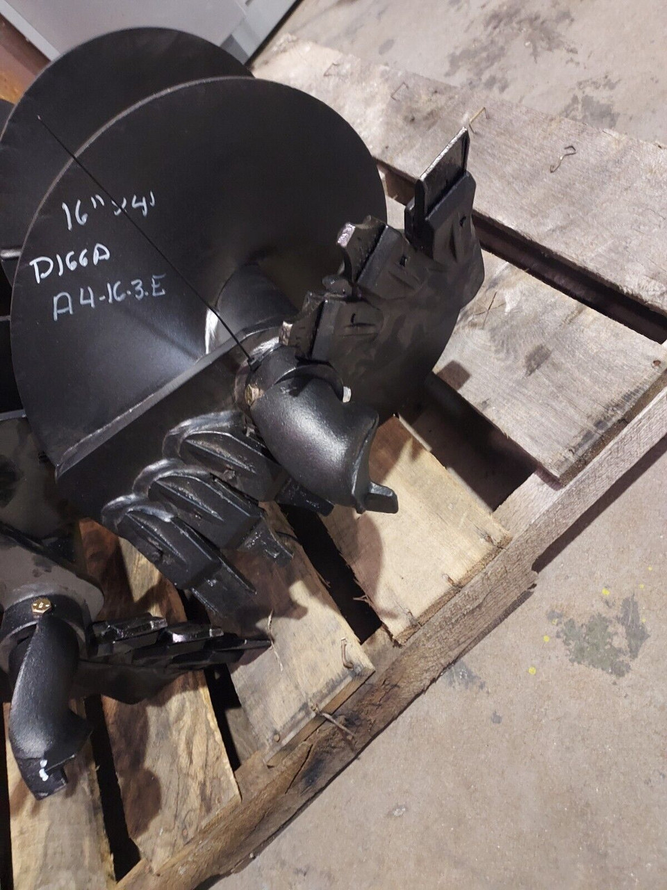 DIGGA 16" x 4' HX-GEN DIRT AUGER BIT W/2" HEX FITS ALL 2" HEX AUGER DRIVES