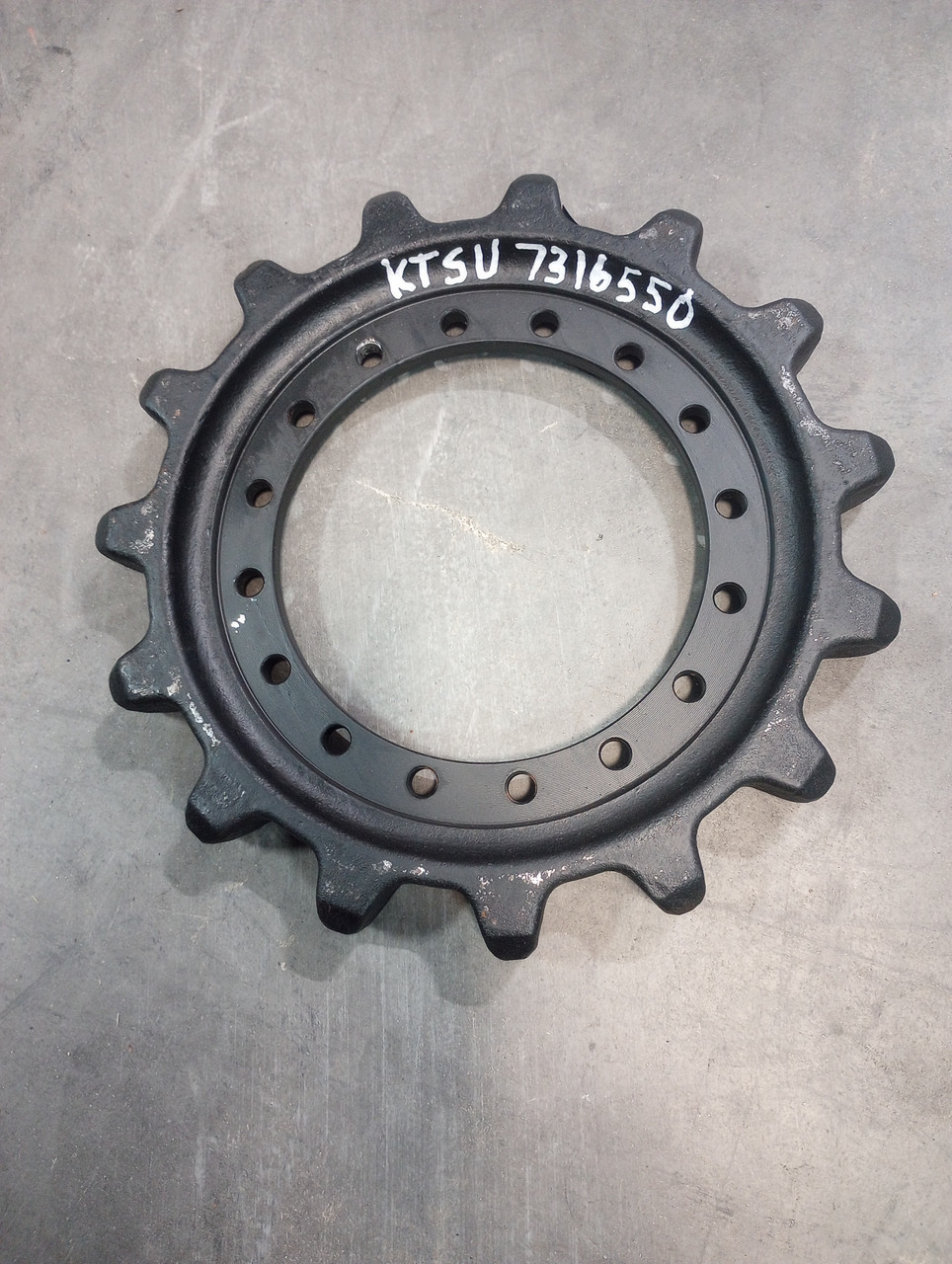 SPROCKET FITS BOBCAT T64 T66 T76 ITEM # SP089 7316550