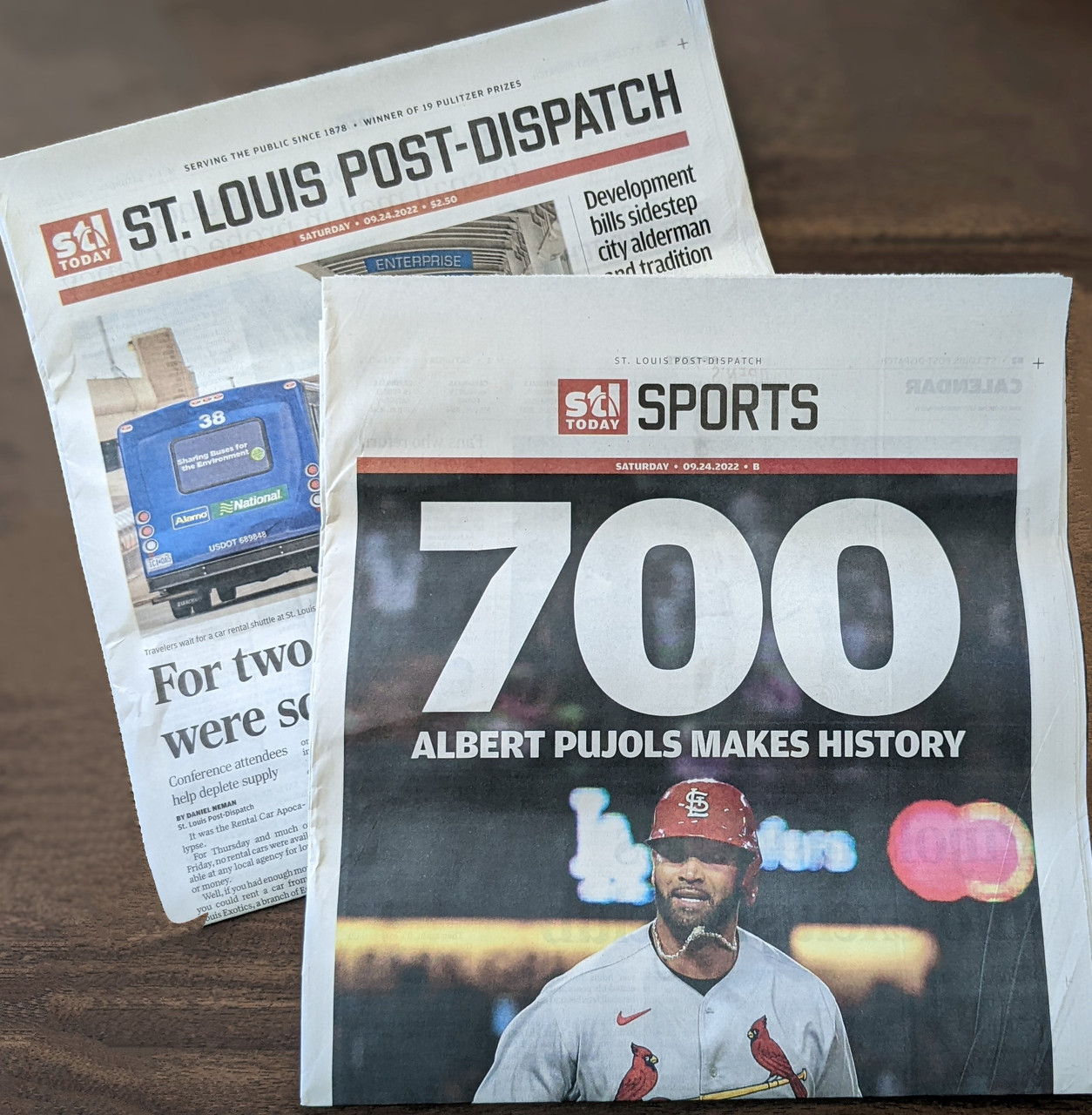 St. Louis Cardinals: Albert Pujols 2022 700th Home Run Poster - Offici –  Fathead