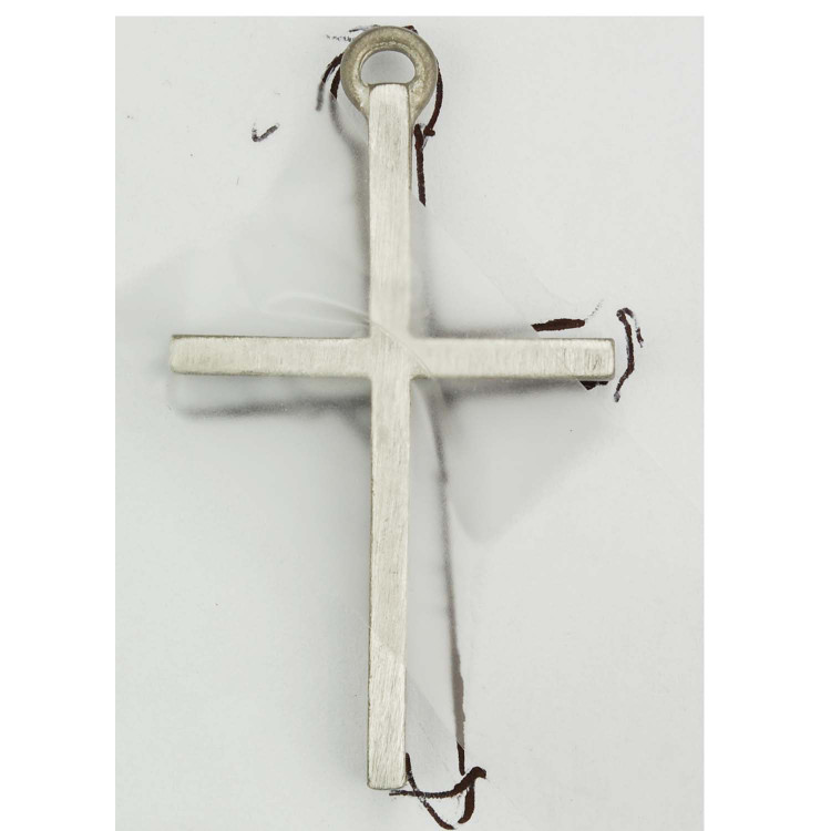 (D620) PEWT CROSS 24 CHAIN & BOX"