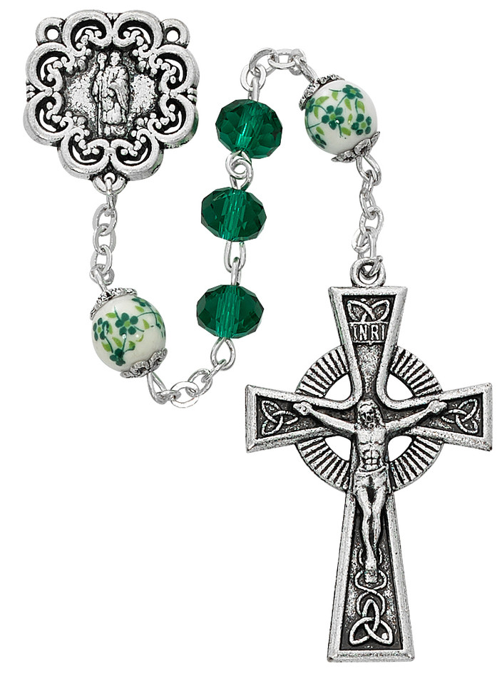 (P369C) GREEN CRYSTAL ST.PAT ROSARY