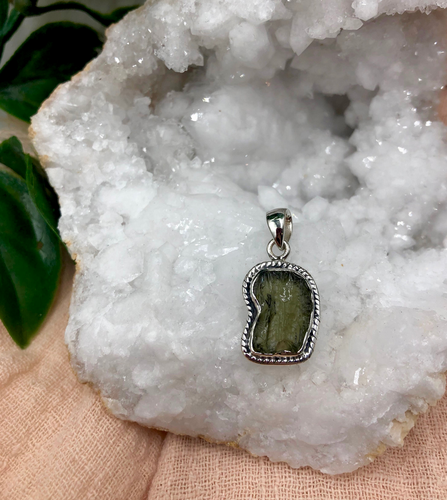 Magical Moldavite and How to tell if it's real 