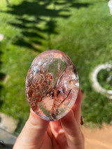 Garden Quartz Palmstone – Manifestation, Healing & Emotional Clarity